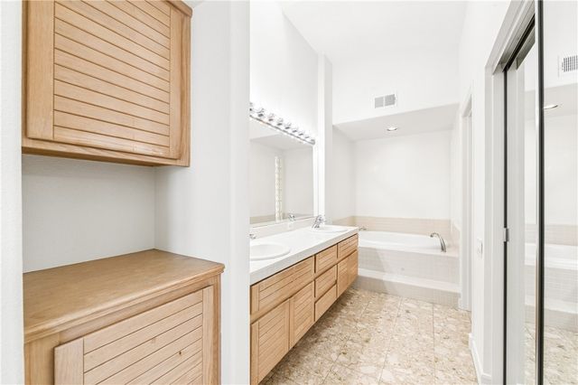 5824 Spinnaker Bay Drive, Long Beach, CA 90803