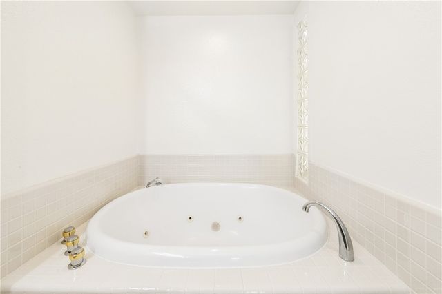 5824 Spinnaker Bay Drive, Long Beach, CA 90803