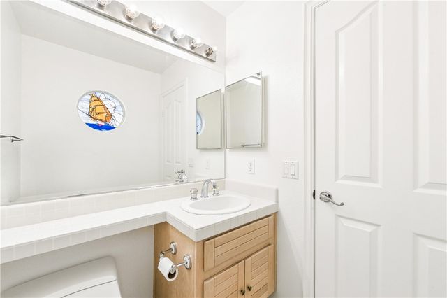 5824 Spinnaker Bay Drive, Long Beach, CA 90803