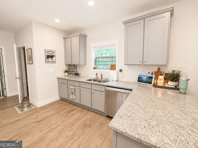 896 Crescent Lane, Griffin, GA 30224