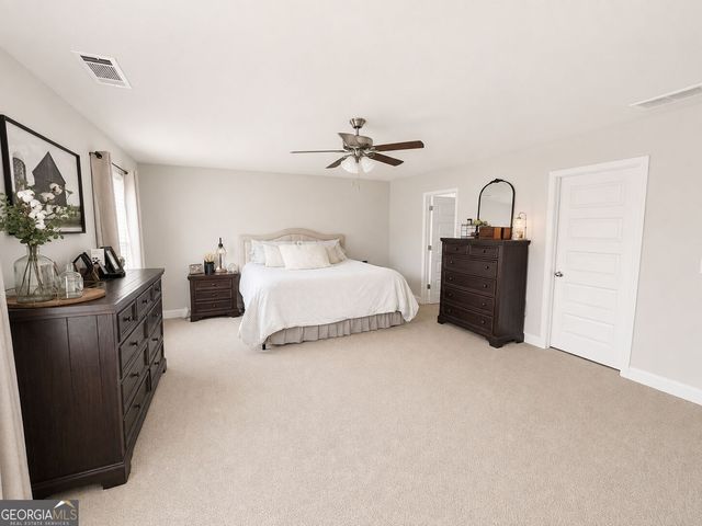 896 Crescent Lane, Griffin, GA 30224