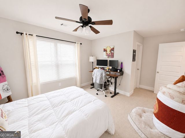 896 Crescent Lane, Griffin, GA 30224