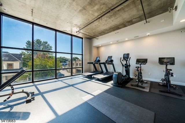 1 Carriage City Plz 705, Rahway City, NJ 07065