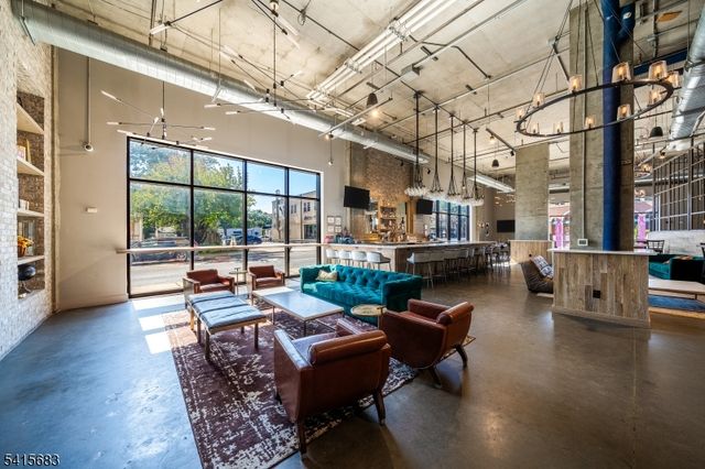 1 Carriage City Plz 705, Rahway City, NJ 07065