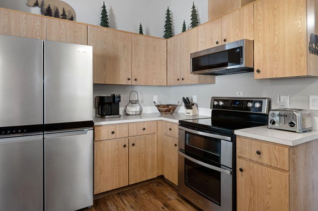 55075 Lazy River Drive, Bend, OR 97707