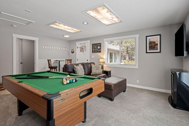 55075 Lazy River Drive, Bend, OR 97707