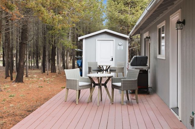 55075 Lazy River Drive, Bend, OR 97707