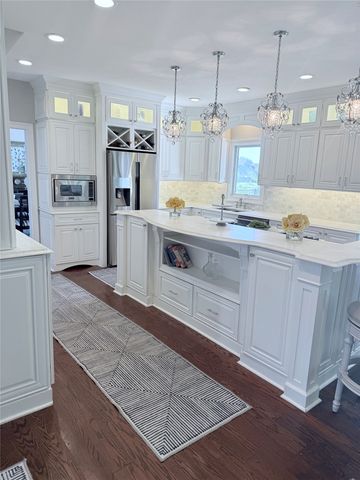 902 NE Lake View Drive, Ankeny, IA 50021