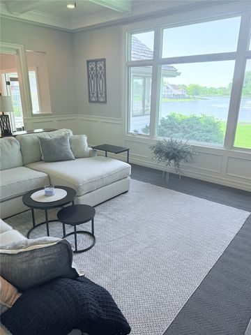 902 NE Lake View Drive, Ankeny, IA 50021