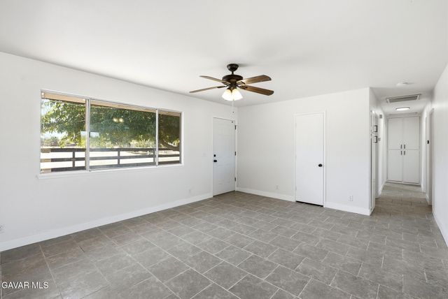 40985 E 163rd Street, Lake Los Angeles, CA 93535
