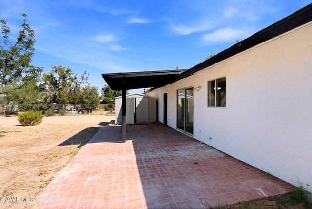 40985 E 163rd Street, Lake Los Angeles, CA 93535