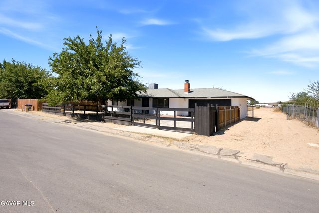 40985 E 163rd Street, Lake Los Angeles, CA 93535