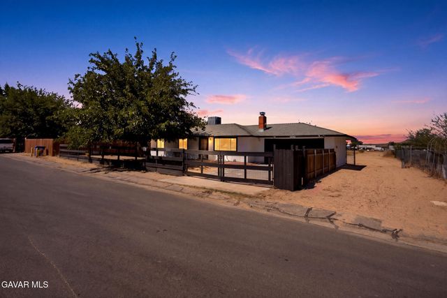 40985 E 163rd Street, Lake Los Angeles, CA 93535
