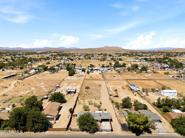 40985 E 163rd Street, Lake Los Angeles, CA 93535