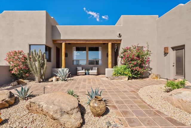 3314 W Here To There Drive, Phoenix, AZ 85086