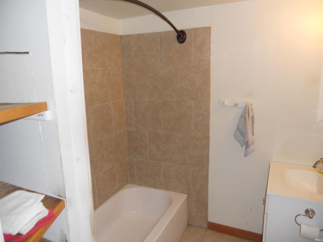 2907 Witchwood Drive, Fort Wayne, IN 46809