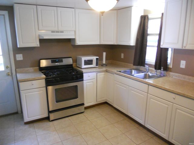 2907 Witchwood Drive, Fort Wayne, IN 46809