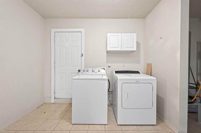 1341 Conrad Sauer Drive, Houston, TX 77043