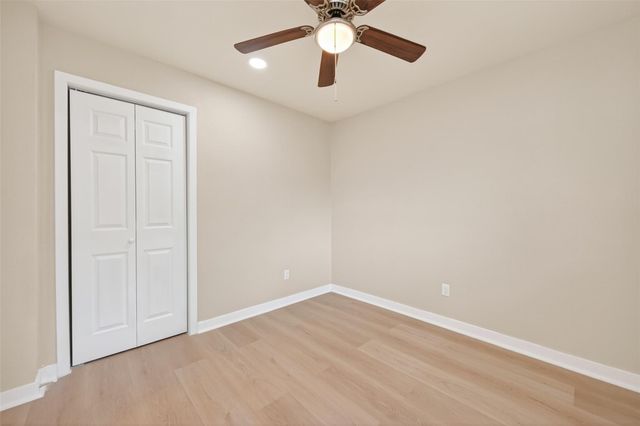 1341 Conrad Sauer Drive, Houston, TX 77043