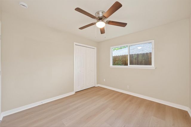 1341 Conrad Sauer Drive, Houston, TX 77043