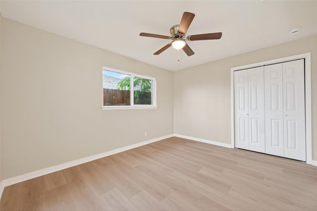 1341 Conrad Sauer Drive, Houston, TX 77043