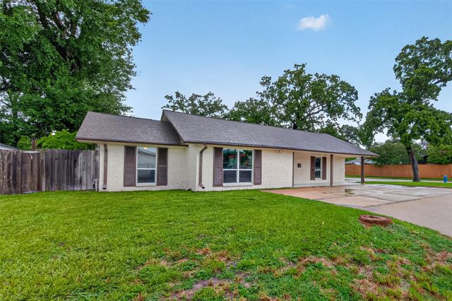 1341 Conrad Sauer Drive, Houston, TX 77043