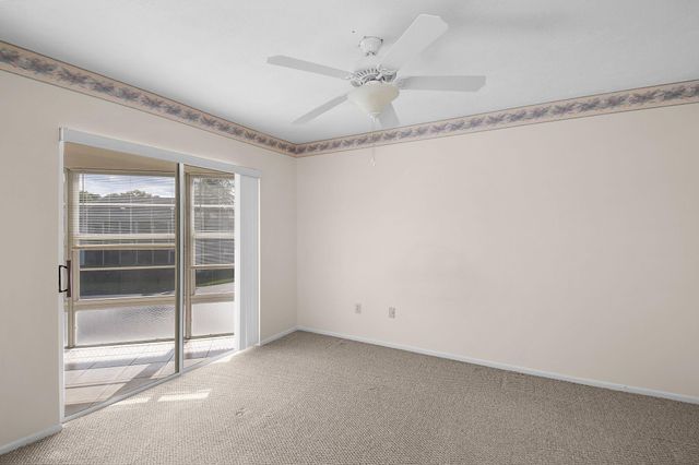 3254 SE Aster Ln J240, Stuart, FL 34994