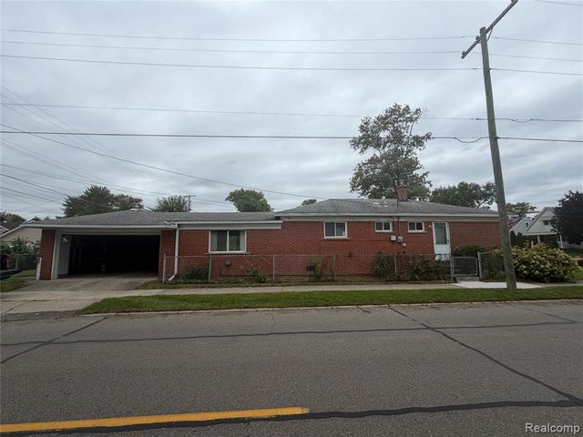 1353 Stewart Avenue, Lincoln Park, MI 48146