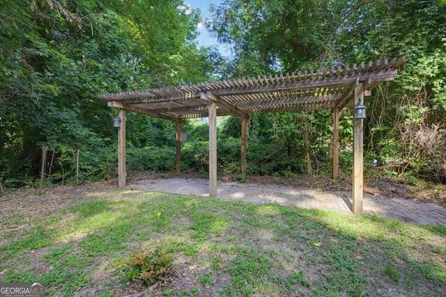 10 Fairhaven Court, Covington, GA 30016