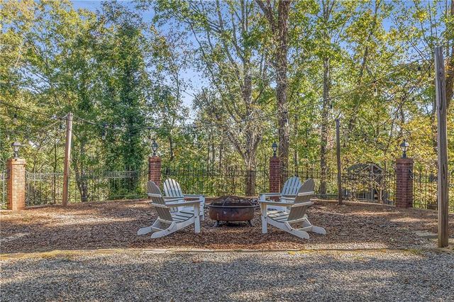 7685 Classic Way, Atlanta, GA 30350