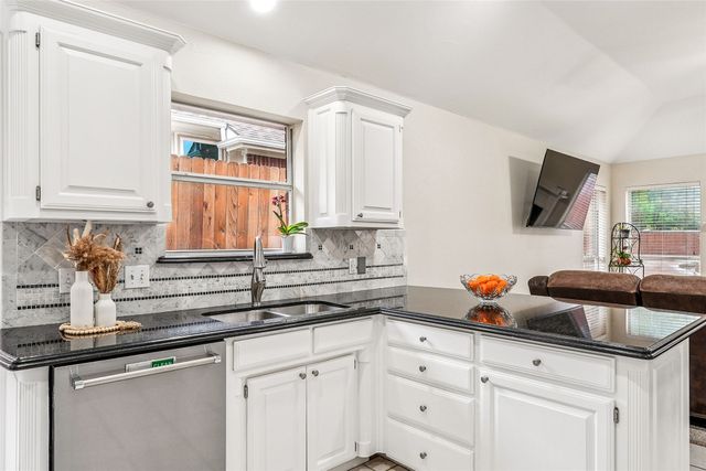 9208 Winslow Court, North Richland Hills, TX 76182