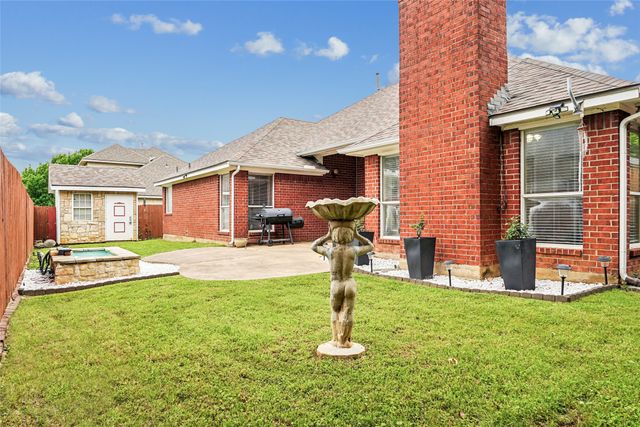 9208 Winslow Court, North Richland Hills, TX 76182