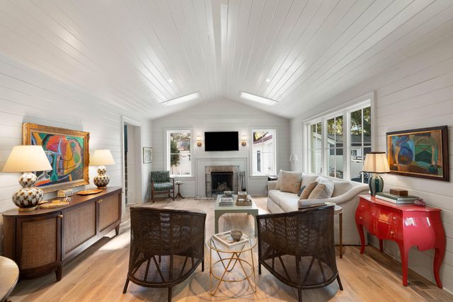 12 Ellen Avenue, Mount Pleasant, SC 29464