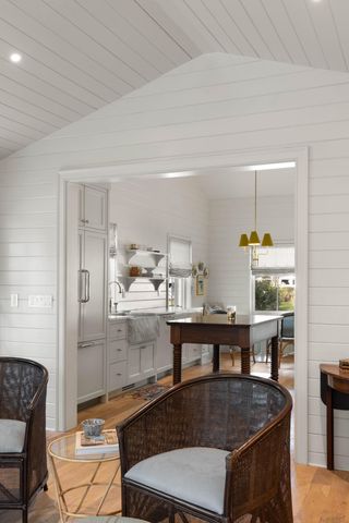 12 Ellen Avenue, Mount Pleasant, SC 29464