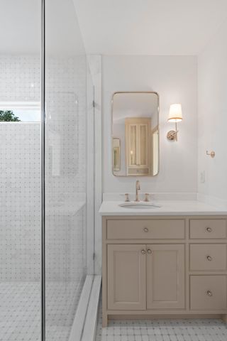 12 Ellen Avenue, Mount Pleasant, SC 29464