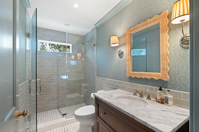 12 Ellen Avenue, Mount Pleasant, SC 29464