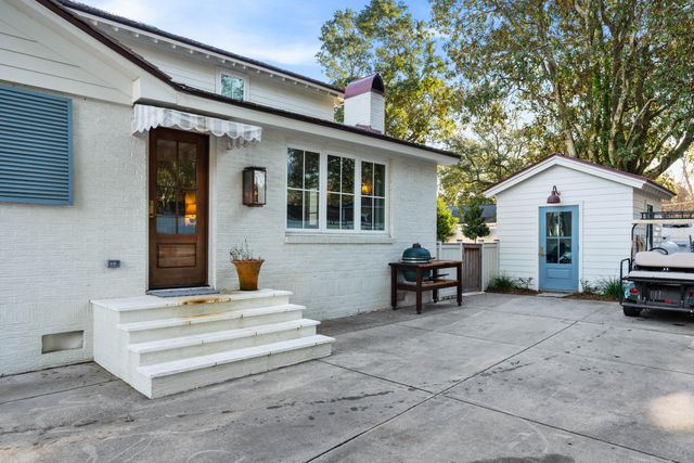 12 Ellen Avenue, Mount Pleasant, SC 29464