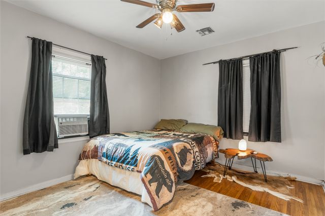 2239 S Oswego Avenue, Tulsa, OK 74114