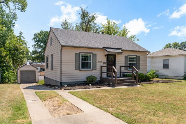 2239 S Oswego Avenue, Tulsa, OK 74114