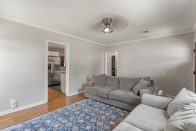 2239 S Oswego Avenue, Tulsa, OK 74114