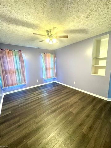 2657 Christopher Farms DR, Virginia Beach, VA 23453