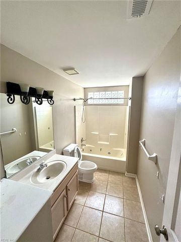2657 Christopher Farms DR, Virginia Beach, VA 23453