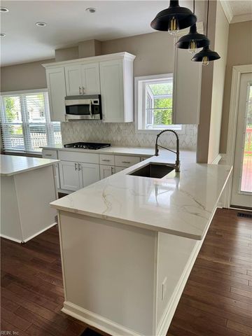 2657 Christopher Farms DR, Virginia Beach, VA 23453