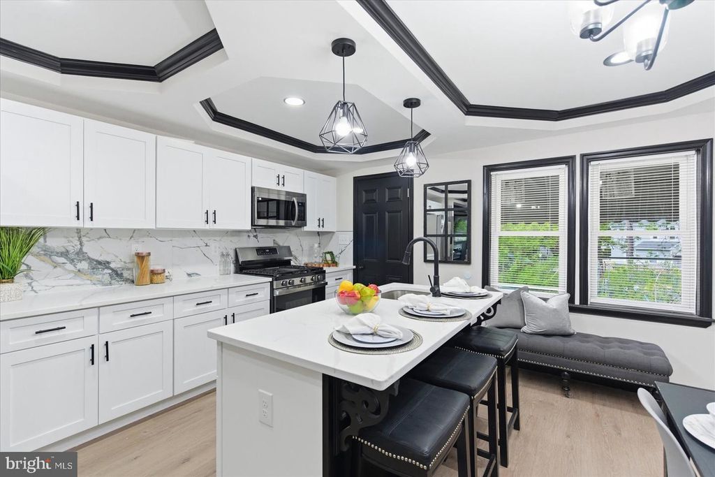 Image 8 of property listing at 4209 OLD FREDERICK RD, Baltimore, MD 21229