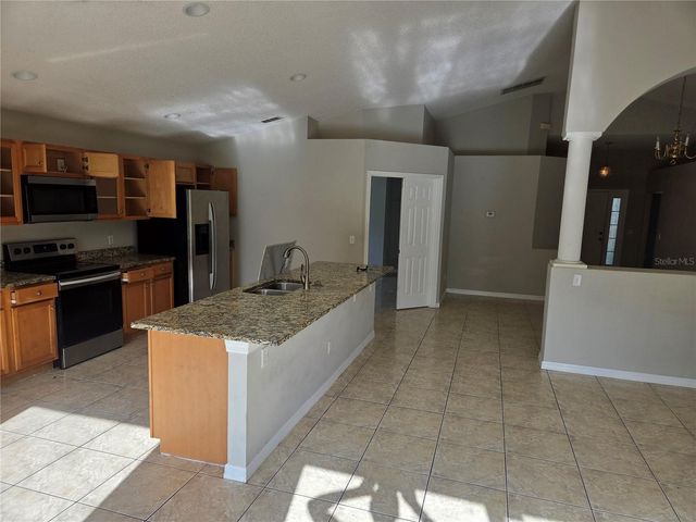 725 ROBIN COURT, Kissimmee, FL 34759