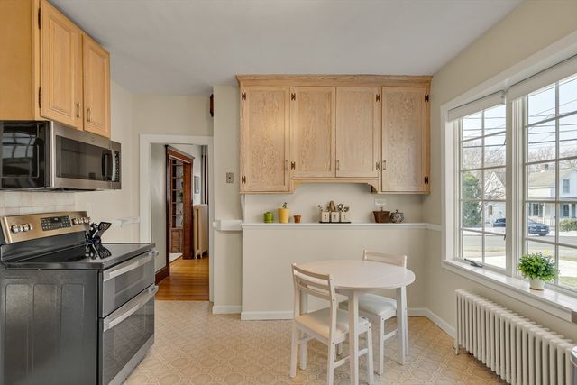 82 Oak Street, Lexington, MA 02421