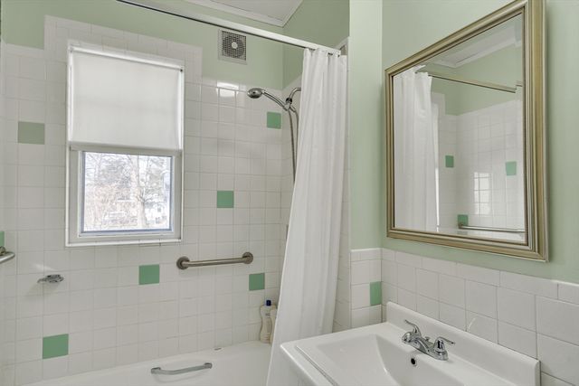 82 Oak Street, Lexington, MA 02421