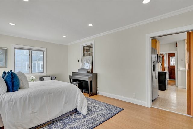 82 Oak Street, Lexington, MA 02421