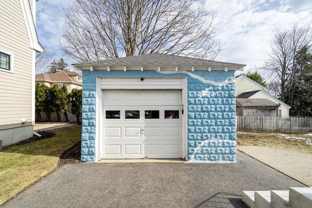 82 Oak Street, Lexington, MA 02421