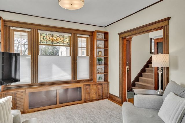 82 Oak Street, Lexington, MA 02421